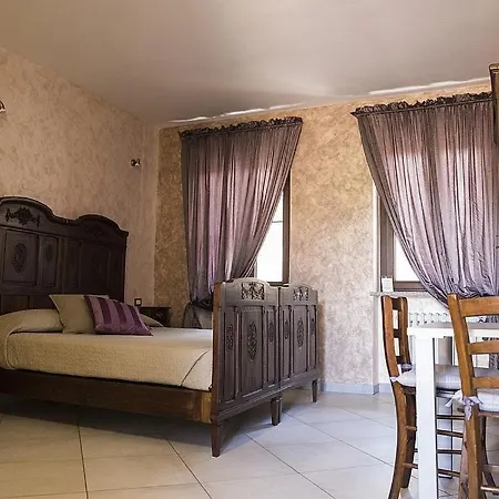 빌라 Sleeps 2 With Pool And Air Con Monticello d'Alba