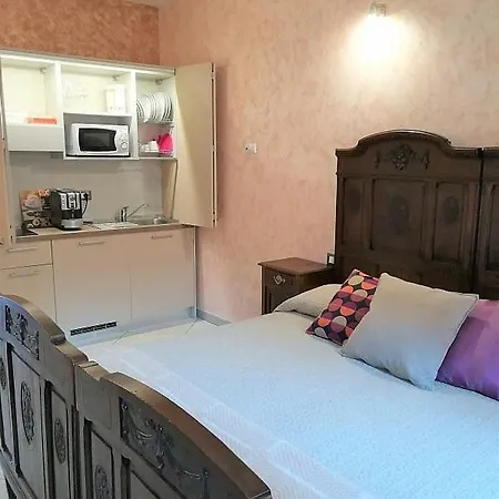 빌라 Sleeps 2 With Pool And Air Con Monticello d'Alba